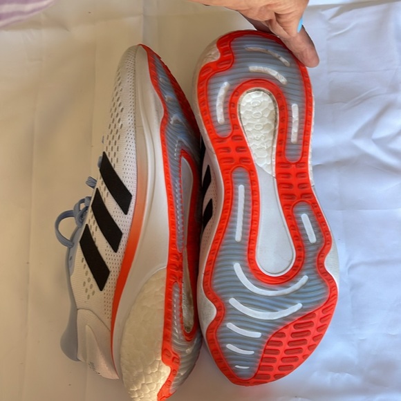 Adidas women’s supernova slightly used with lots of life left - Picture 4 of 6